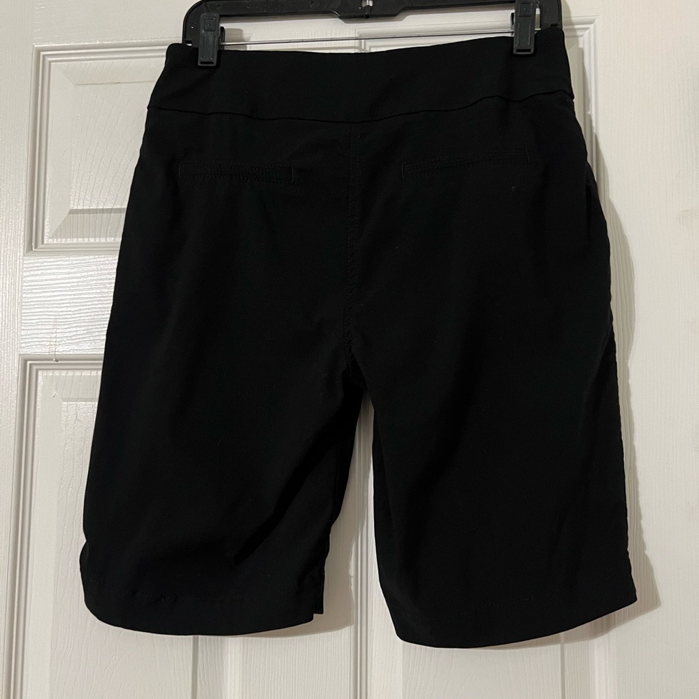 Westbound Petite Elastic Waist Black Shorts Size 10P
